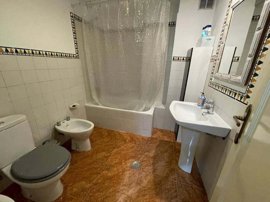 Lovely One Bedroom Flat- Excellent Location Γρανάδα Εξωτερικό φωτογραφία